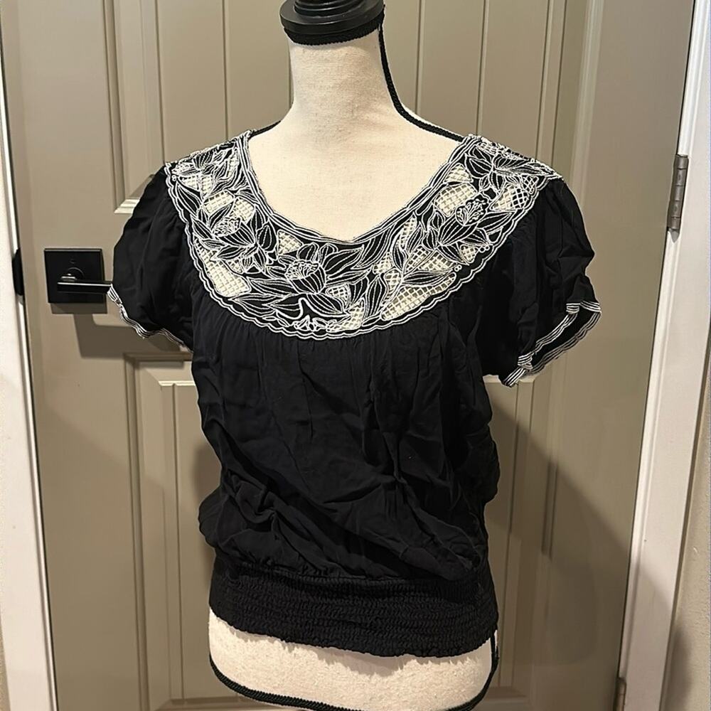 FILTRE Lace Top sz M